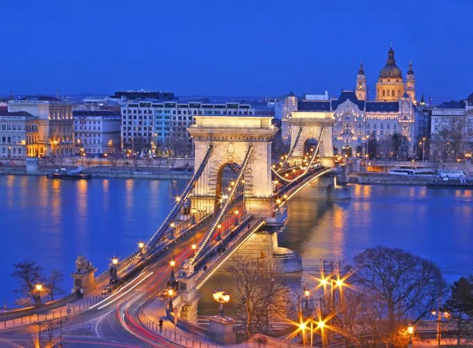 Budapeşt 8 Mart Turu