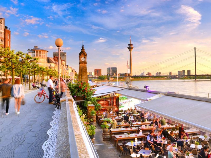 Düsseldorf  Tour