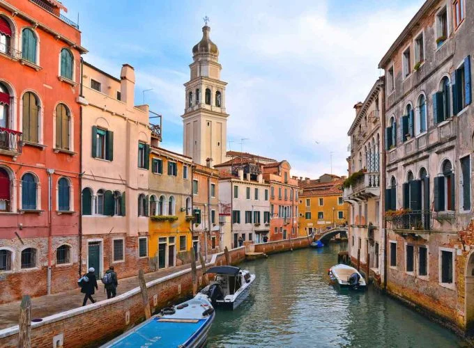 Venesiya Turu